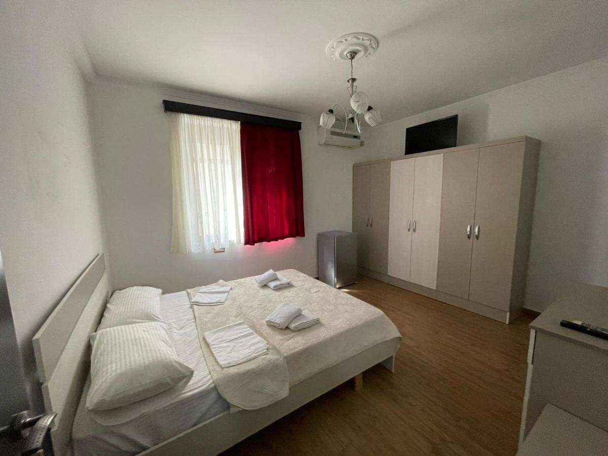 Centre Hotel Berat Dış mekan fotoğraf