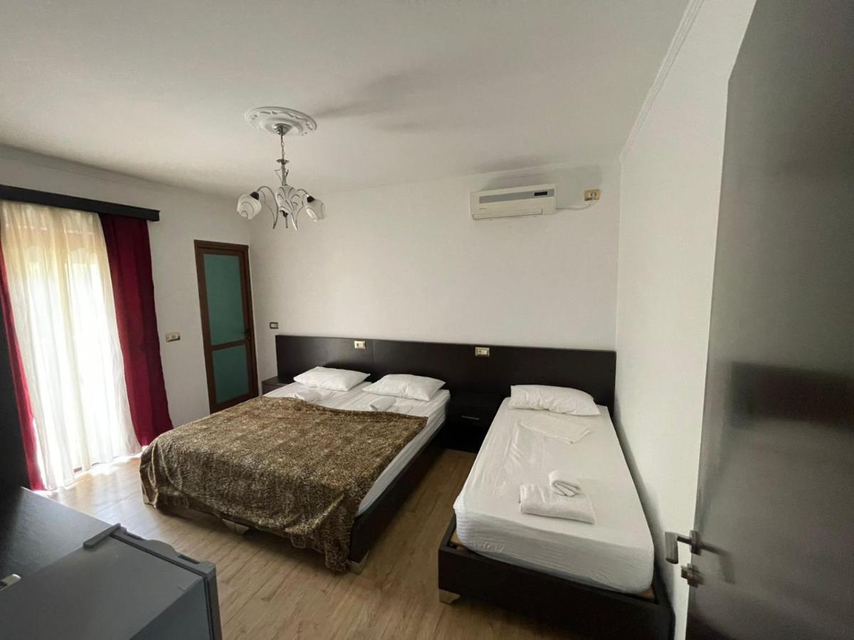 Centre Hotel Berat Dış mekan fotoğraf