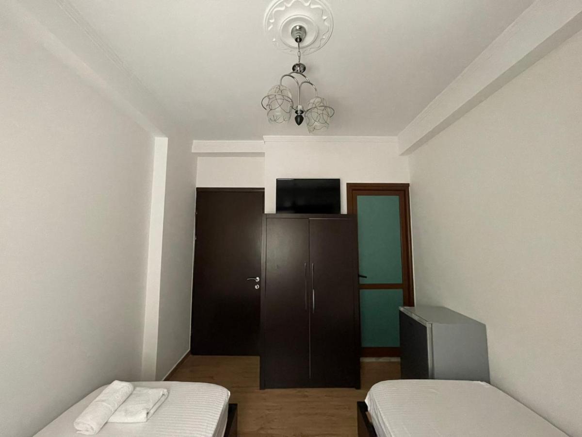 Centre Hotel Berat Dış mekan fotoğraf